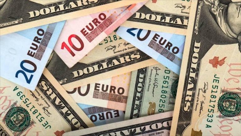 Zimbabwe Outlaws Us Dollar Other Currencies Inside Business Zimbabwe Outlaws Us Dollar Other Currencies Inside Business